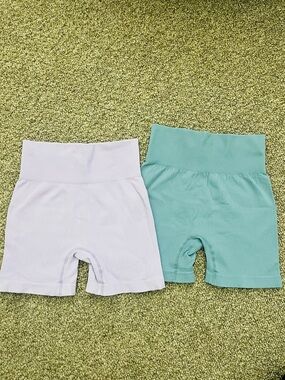 Ribbed Activewear Shorts